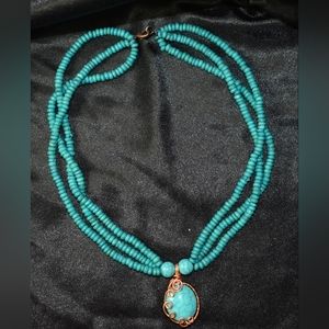 Teal Beaded Necklace